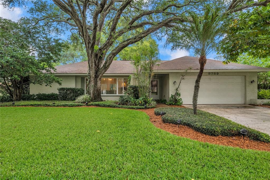 8789 MAPLEWOOD ROAD LARGO, FL 33777