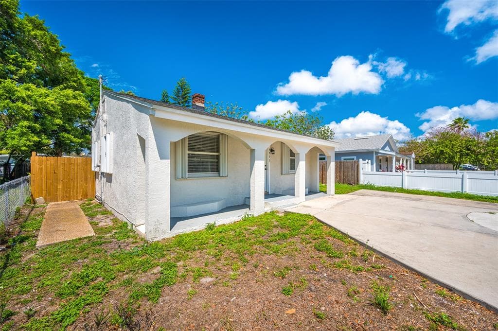 4933 12TH AVENUE S GULFPORT, FL 33707