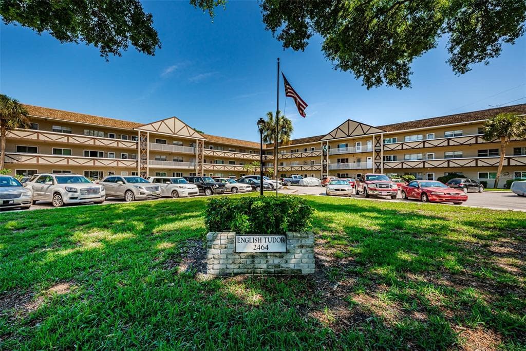 2464 AUSTRALIA WAY E UNIT 68 CLEARWATER, FL 33763