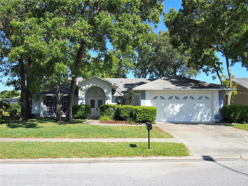 13632 WOODWARD DRIVE HUDSON, FL 34667