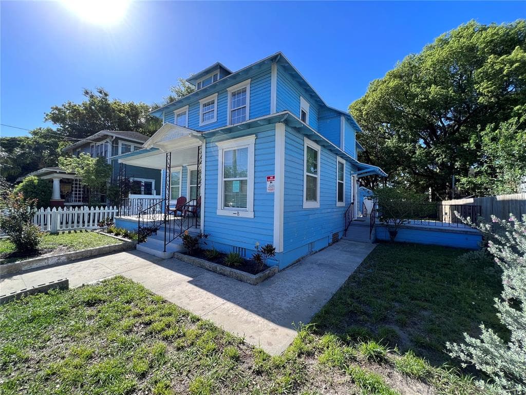 905 E 24TH AVENUE UNIT B TAMPA, FL 33605