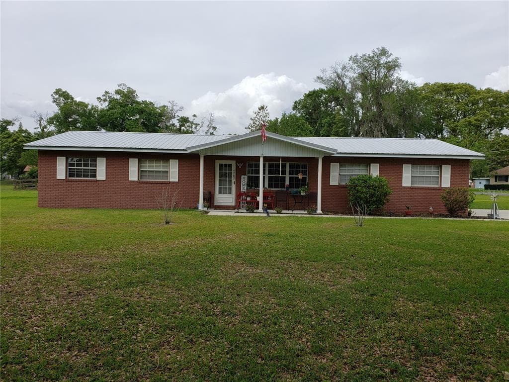 4202 THONOTOSASSA ROAD PLANT CITY, FL 33565