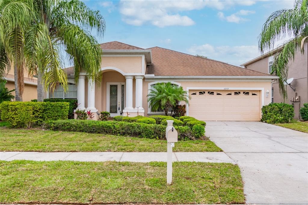 10537 SKY FLOWER COURT LAND O LAKES, FL 34638