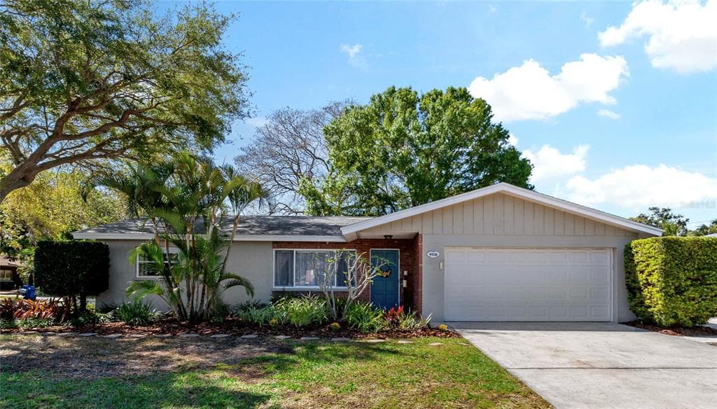 9710 51ST AVENUE N ST PETERSBURG, FL 33708