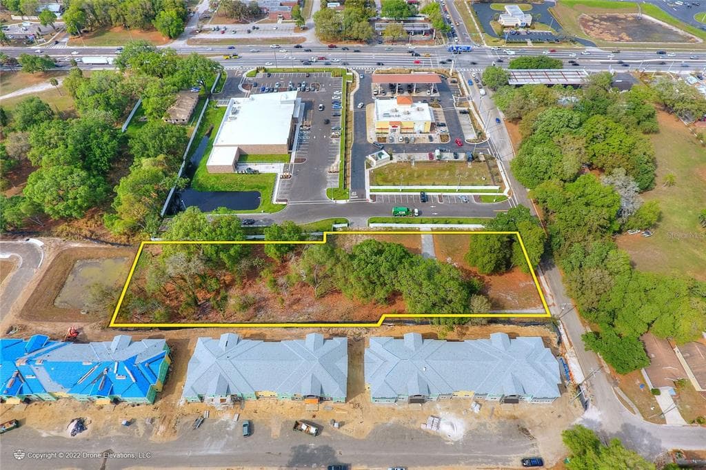 3814 LEMON AVENUE SEFFNER, FL 33584