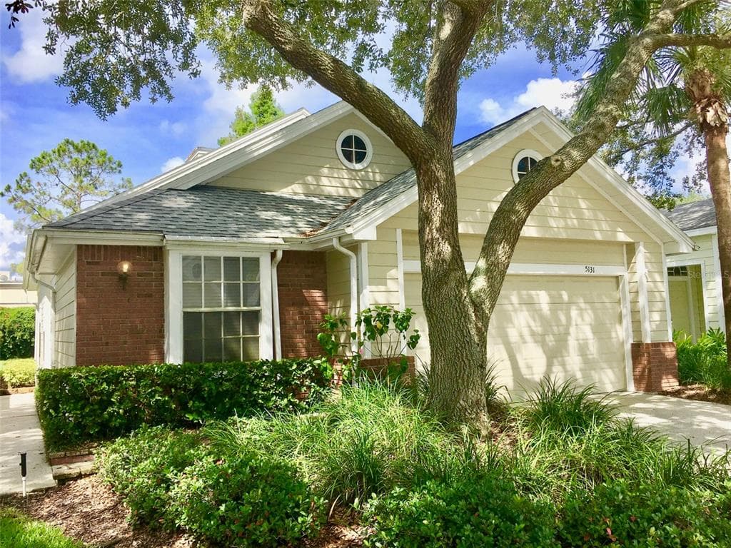 5131 STERLING MANOR LANE TAMPA, FL 33647