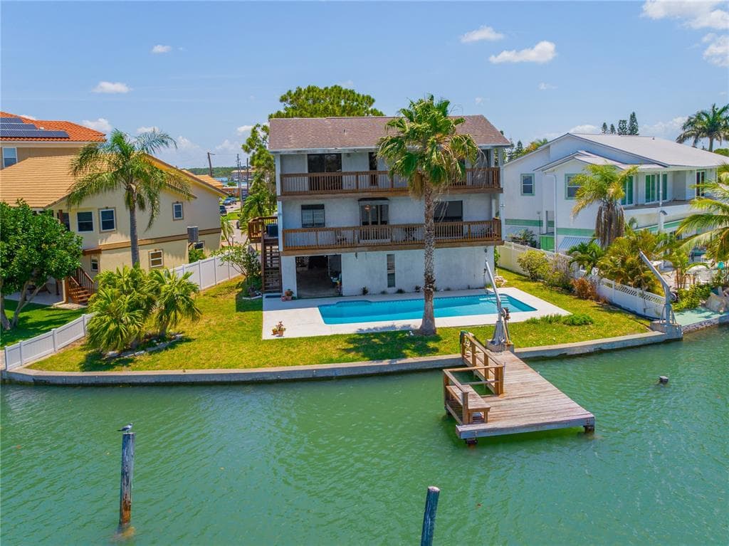 734 SUNSET COVE