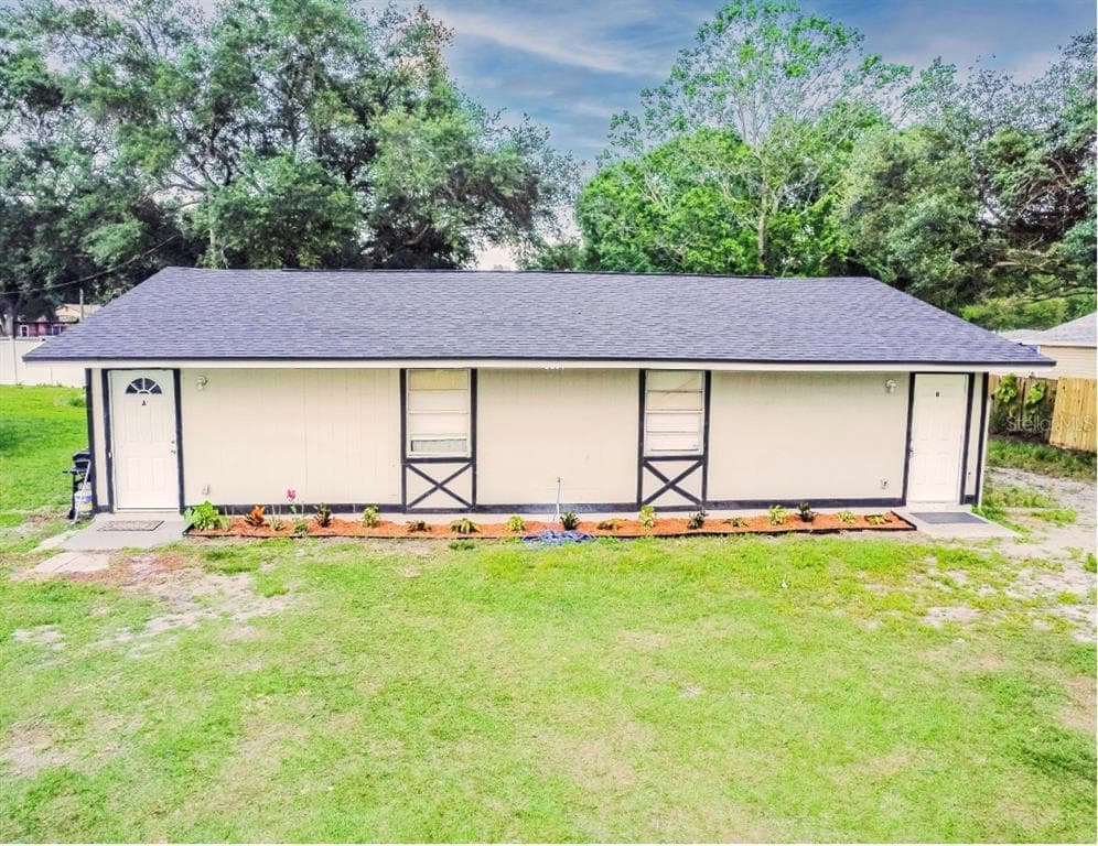 6804 THOMAS CIRCLE TAMPA, FL 33619