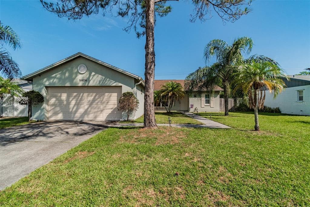 5026 OAKSHIRE DRIVE TAMPA, FL 33625