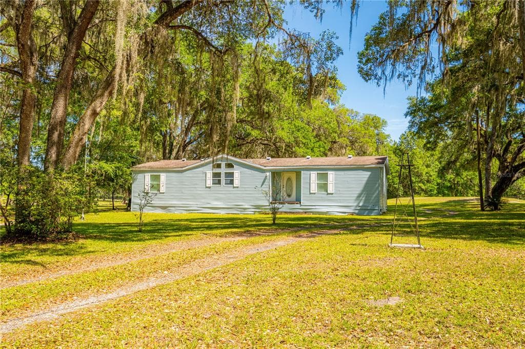 3238 SATURN ROAD BROOKSVILLE, FL 34604