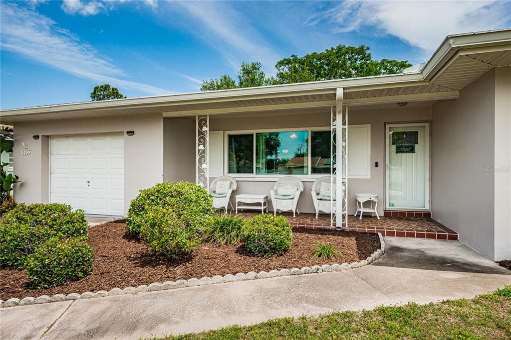 1833 BELLEMEADE DRIVE CLEARWATER, FL 33755