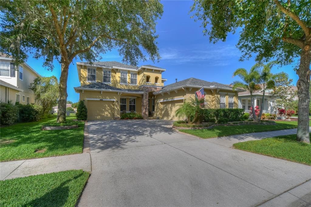 8945 HANDEL LOOP LAND O LAKES, FL 34637
