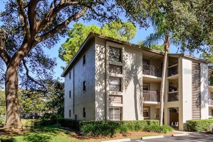 3038 EASTLAND BOULEVARD UNIT F101 CLEARWATER, FL 33761