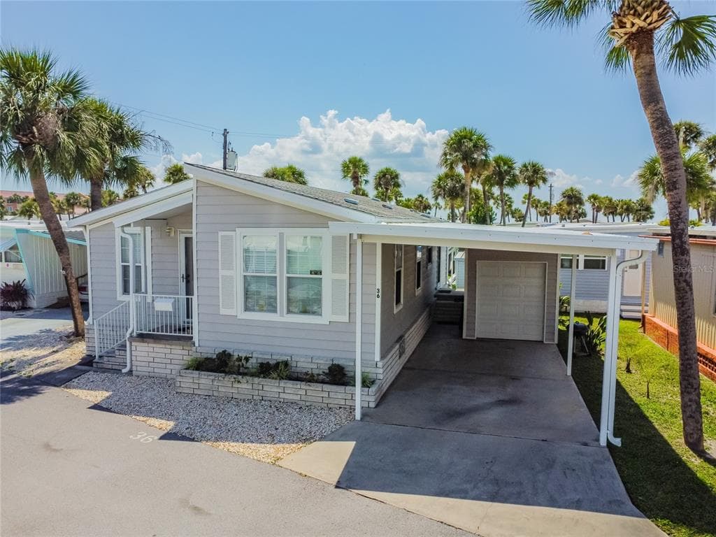4851 W GANDY BOULEVARD UNIT B12L36 TAMPA, FL 33611