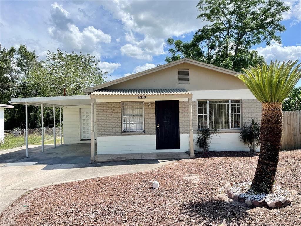 4319 E OSBORNE AVENUE TAMPA, FL 33610