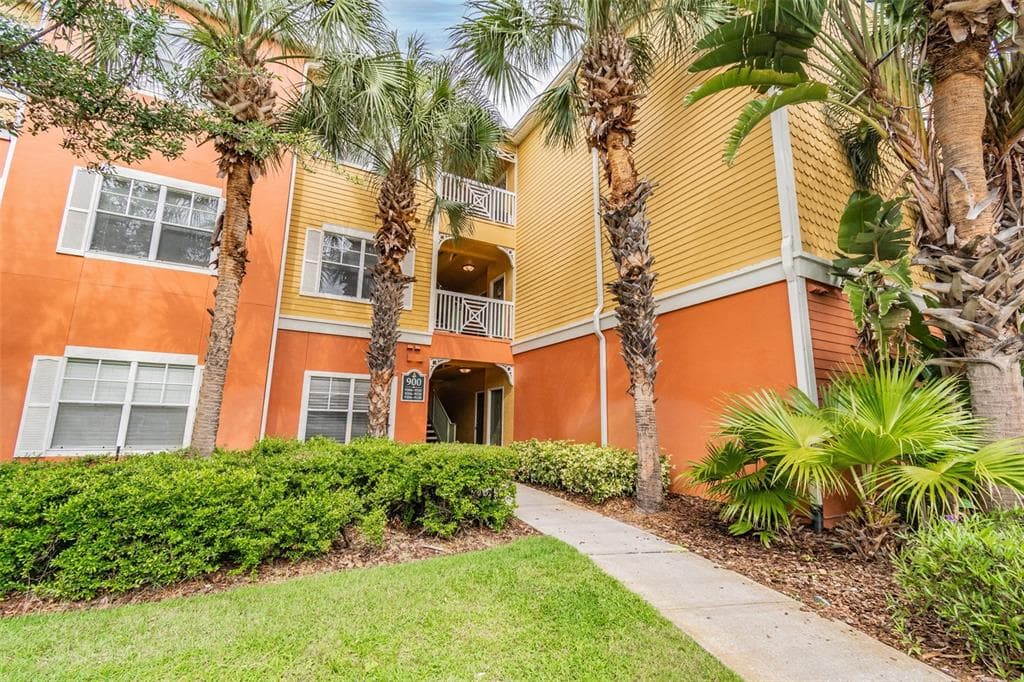4207 S DALE MABRY HIGHWAY UNIT 9206 TAMPA, FL 33611