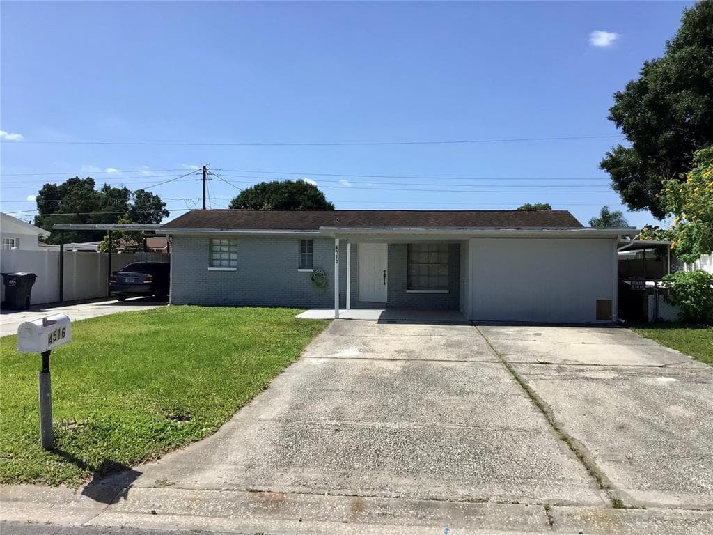 4516 W FERN STREET TAMPA, FL 33614