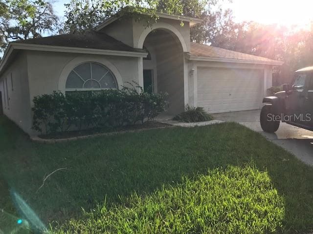 4638 PRESTON WOODS DRIVE VALRICO, FL 33596