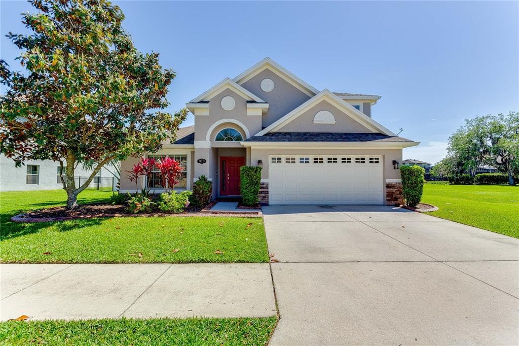 19219 EARLY VIOLET DRIVE TAMPA, FL 33647