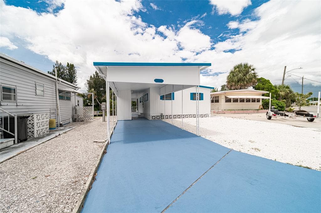 6712 MARINA DRIVE BRADENTON, FL 34207
