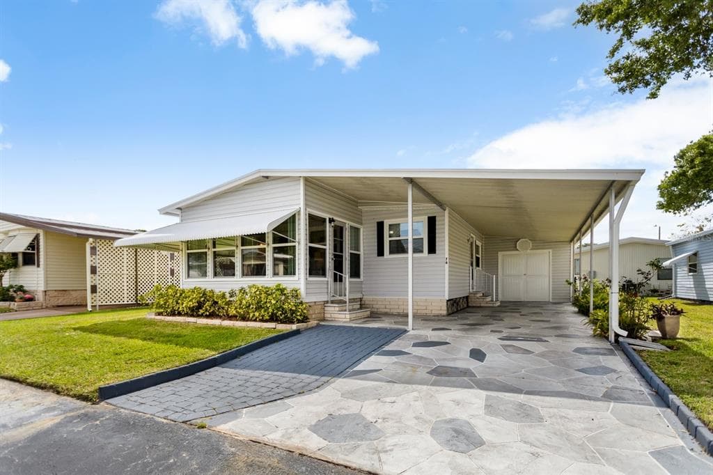 76 RED FOX RUN UNIT 3 SAFETY HARBOR, FL 34695