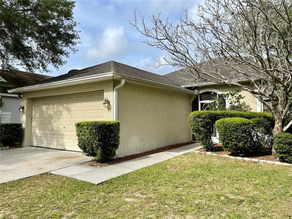 5401 LINDBURG STREET RIVERVIEW, FL 33578