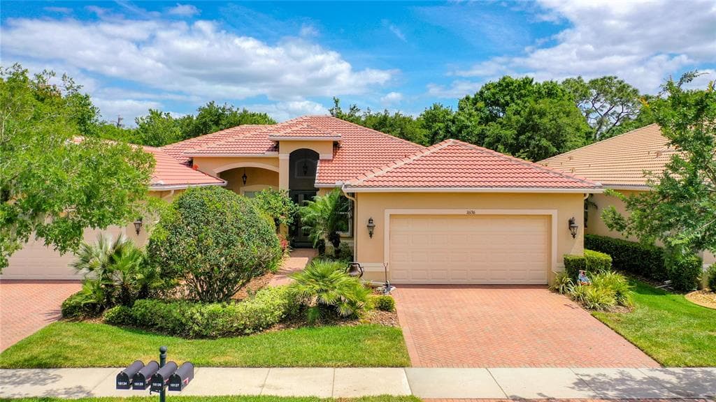 16136 AMETHYST KEY DRIVE WIMAUMA, FL 33598
