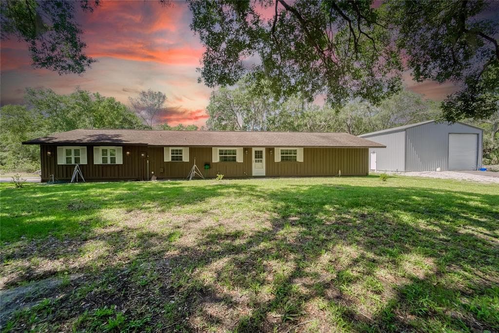818 BUTCH CASSIDY TRAIL WIMAUMA, FL 33598