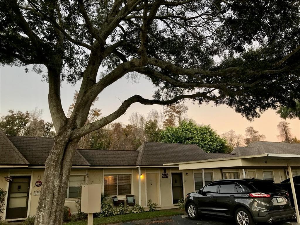 2357 WALTON CIRCLE UNIT M3 PALM HARBOR, FL 34683