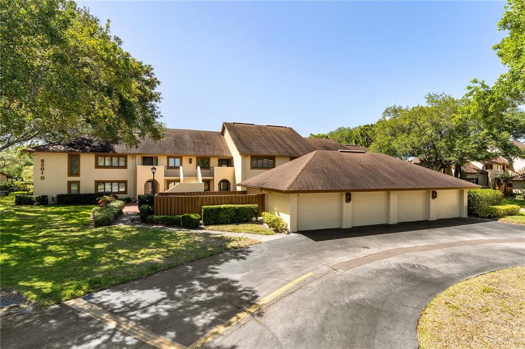 8201 BARDMOOR PLACE UNIT 203D SEMINOLE, FL 33777