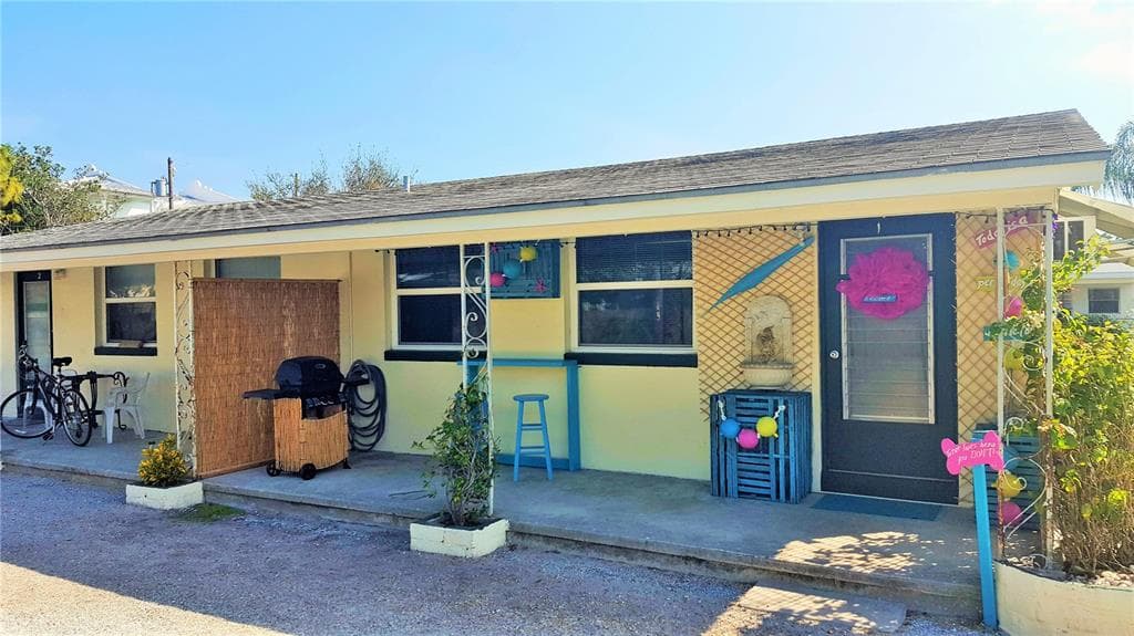 6931 HIBISCUS AVENUE S UNIT 2B SOUTH PASADENA, FL 33707