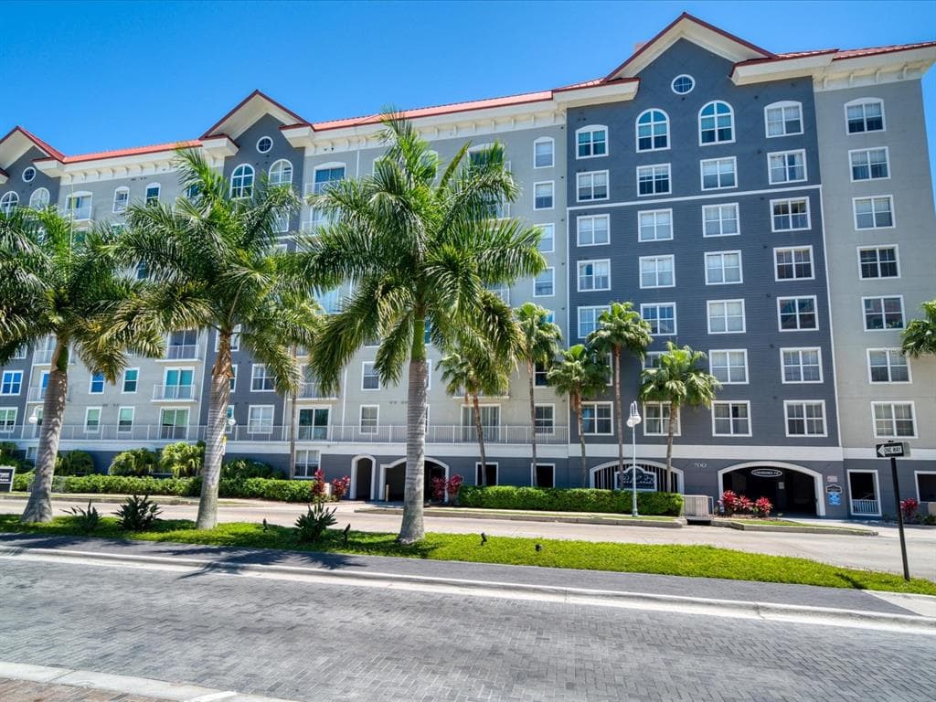 700 S HARBOUR ISLAND BOULEVARD UNIT 711 TAMPA, FL 33602