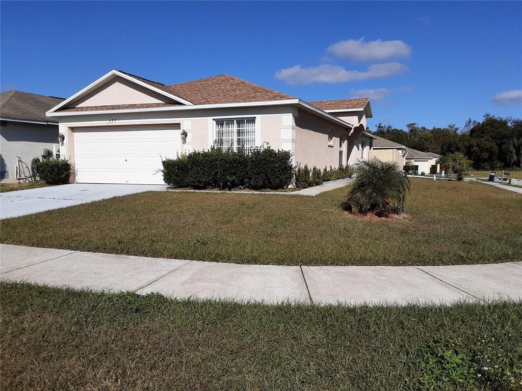 537 SCARLET MAPLE COURT PLANT CITY, FL 33563