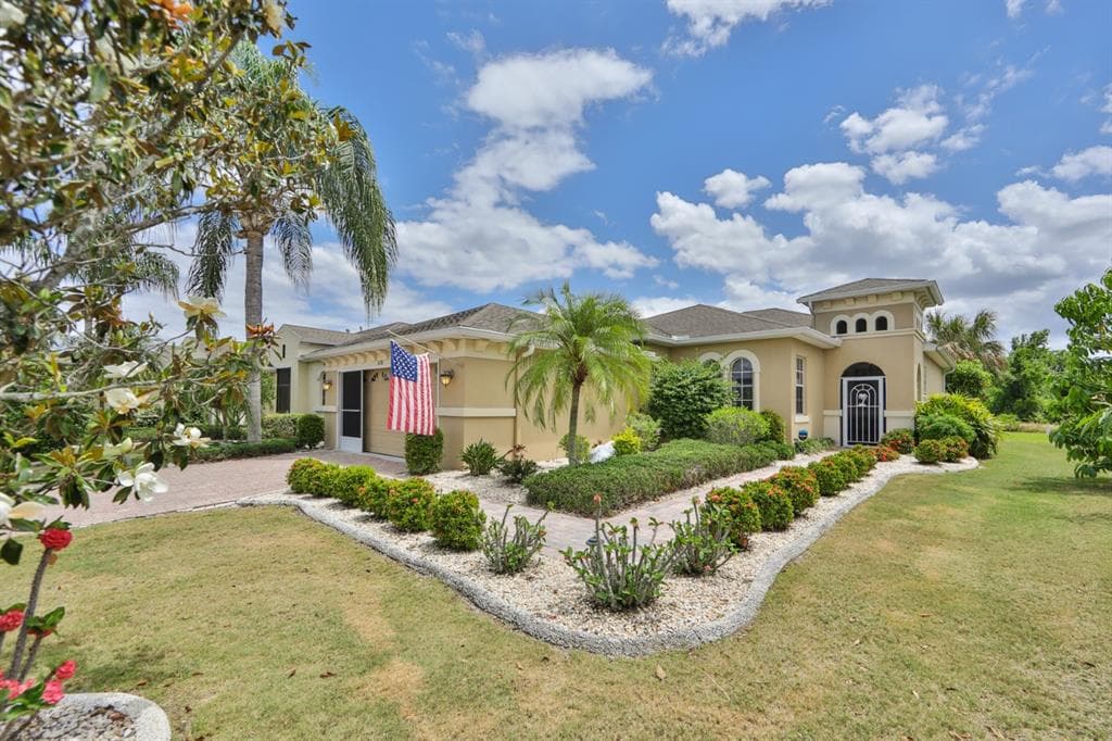 1030 REGAL MANOR WAY SUN CITY CENTER, FL 33573