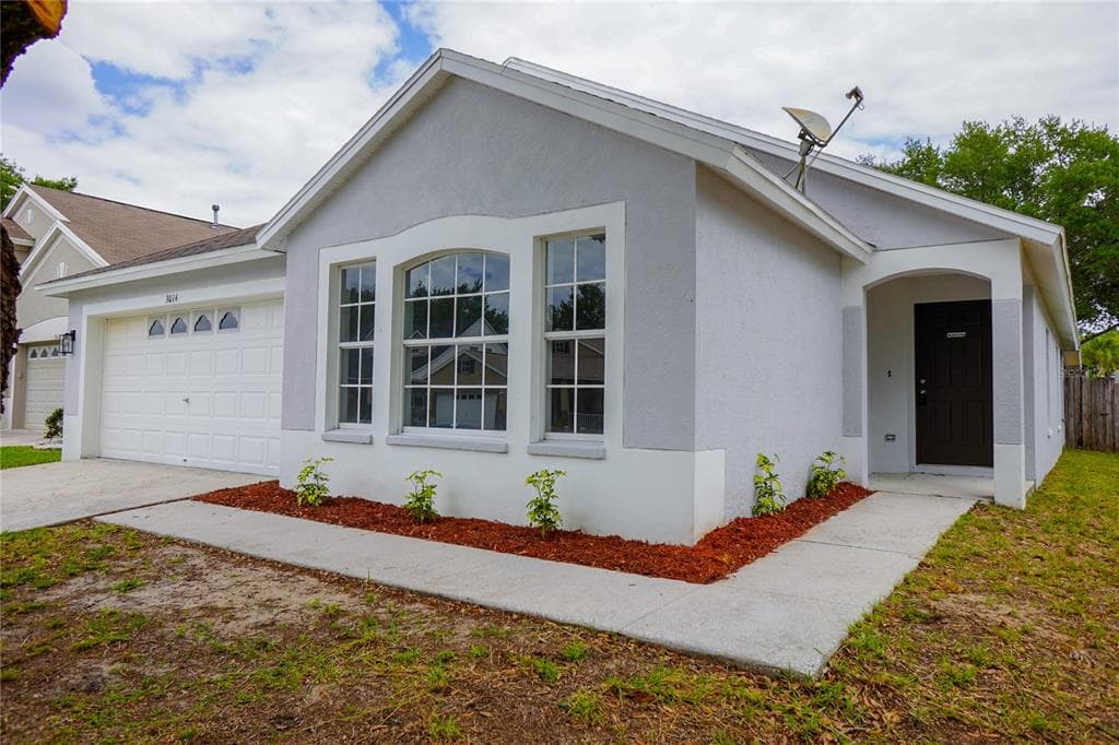 3014 SUMMER CRUISE DRIVE VALRICO, FL 33594