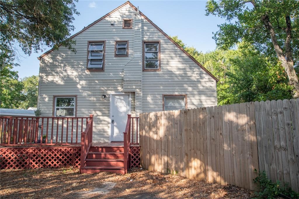 719 BAY STREET UNIT A DUNEDIN, FL 34698
