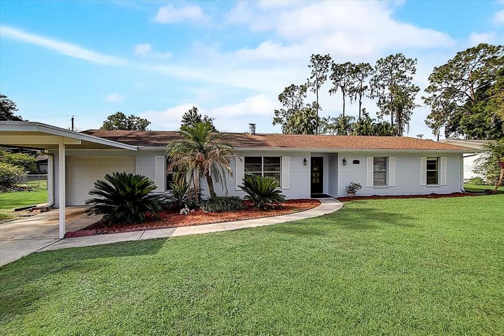 3527 LORI LANE N LAKELAND, FL 33801