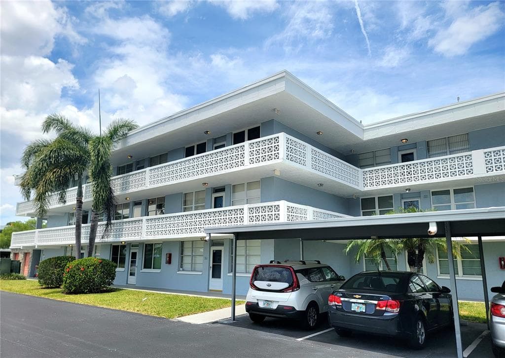 4715 BAY STREET NE UNIT 229