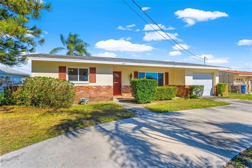 4837 DOVER STREET NE ST PETERSBURG, FL 33703