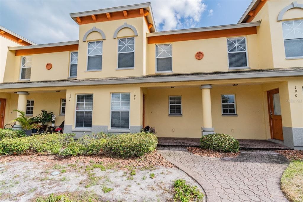 192 COQUINA BAY DRIVE ST PETERSBURG, FL 33705
