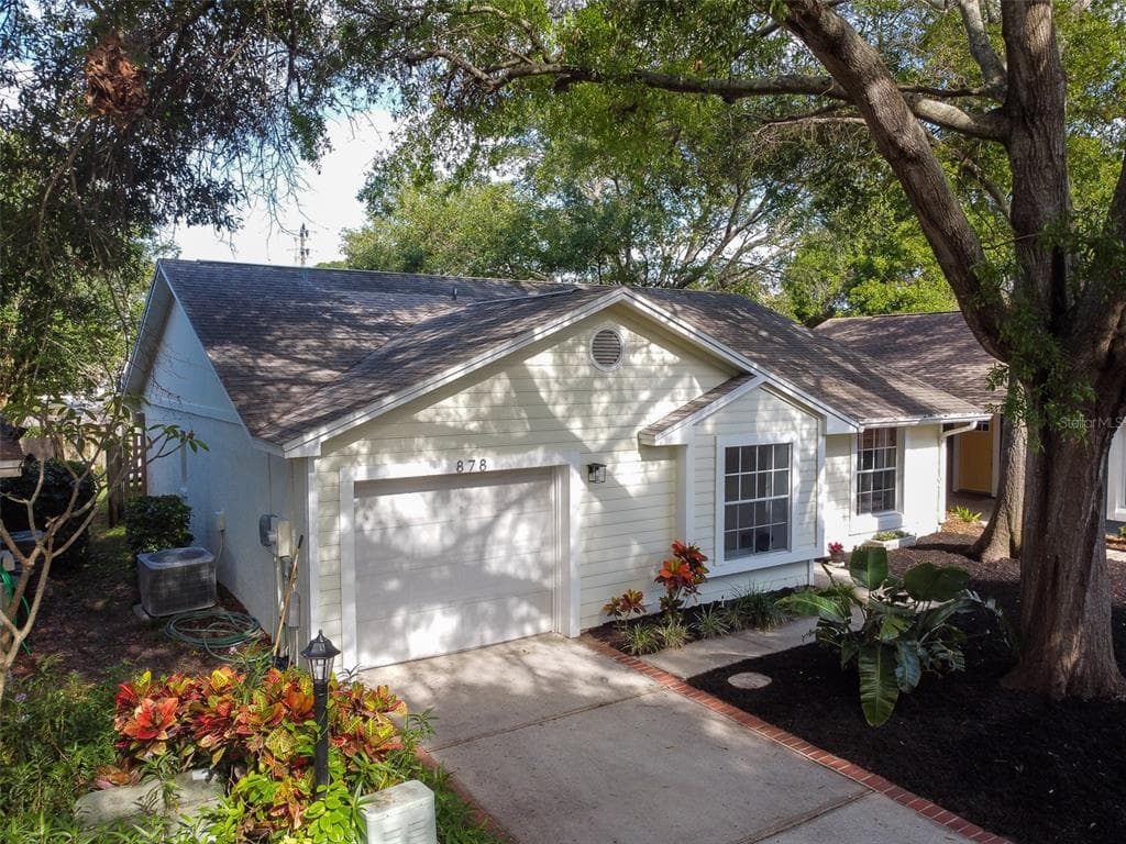 878 FRANKLIN CIRCLE PALM HARBOR, FL 34683