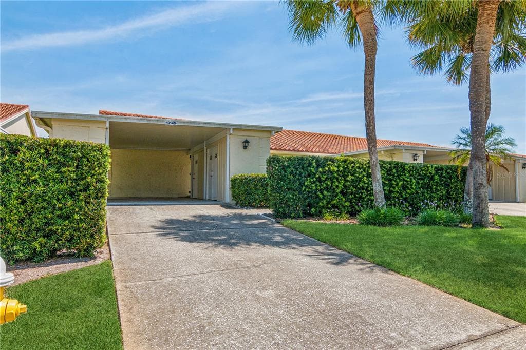 10140 REGAL DRIVE UNIT 8 LARGO, FL 33774