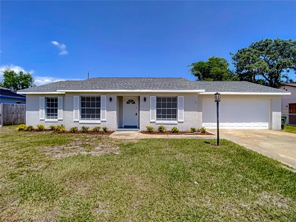 1348 WOODBINE STREET DAYTONA BEACH, FL 32114