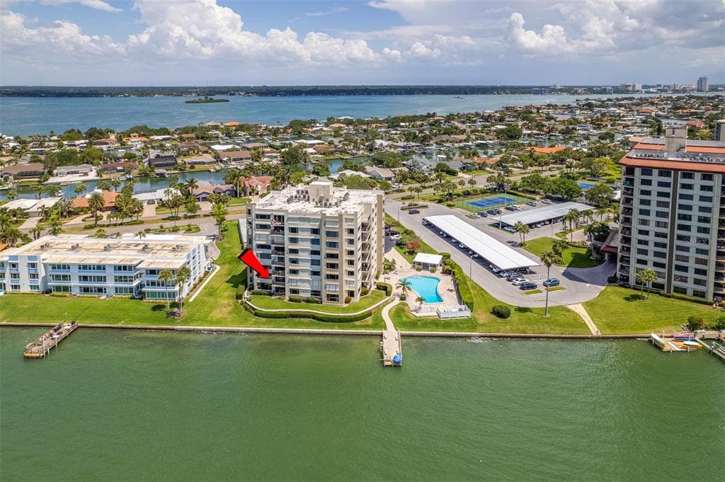 750 ISLAND WAY UNIT 204