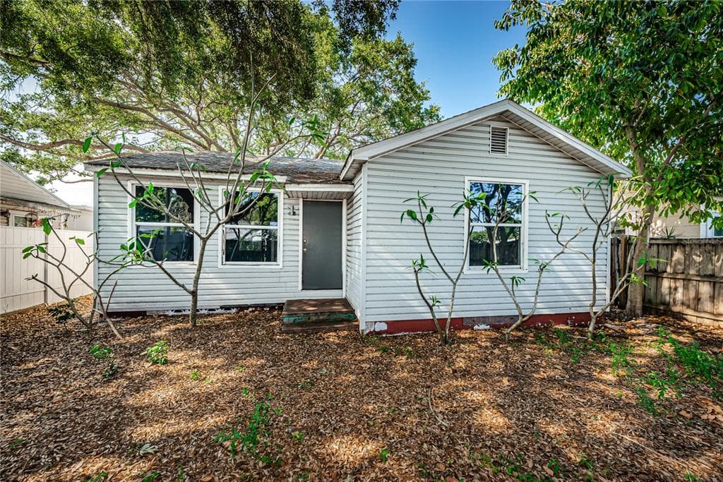 2311 38TH AVENUE N ST PETERSBURG, FL 33713