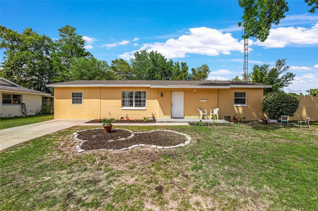 147 MARION OAKS LN OCALA, FL 34473