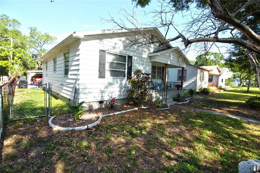 4628 DR MARTIN LUTHER KING JR STREET N ST PETERSBURG, FL 33703