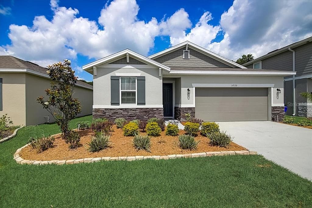 5725 ARLINGTON RIVER DRIVE LAKELAND, FL 33811