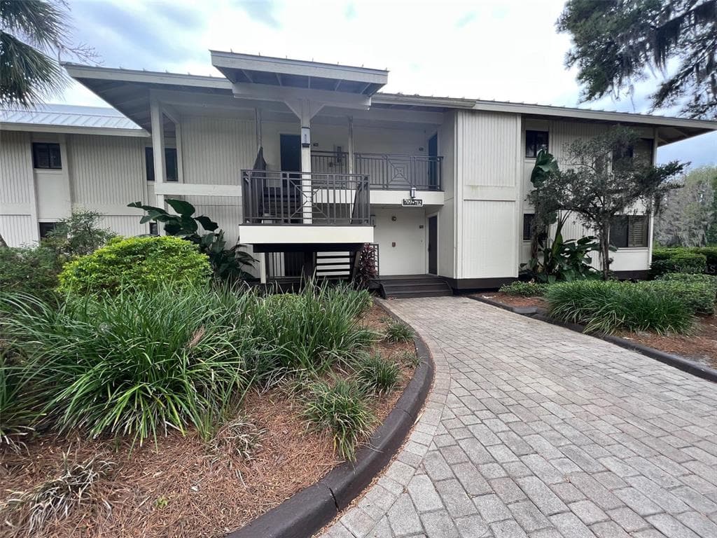4758 FOX HUNT DR #436 WESLEY CHAPEL, FL 33543