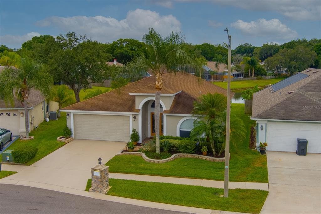 2023 AVALON COVE COURT BRANDON, FL 33511